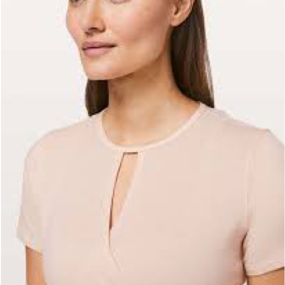 Lululemon round trip, very light peach color, size 6 - Picture 2 of 5